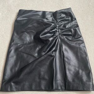 Dynamite Black Ruched Pencil Skirt